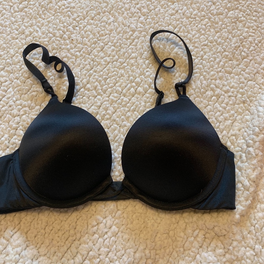 VS PLUNGE BRA Barely Used